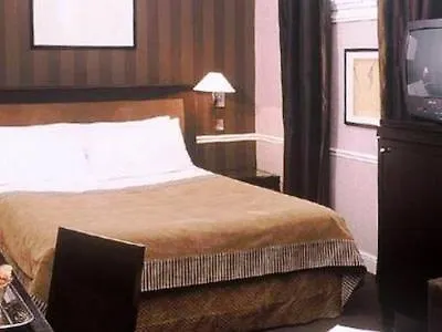 ****  Hotel Victoires Opera Paříž Francie